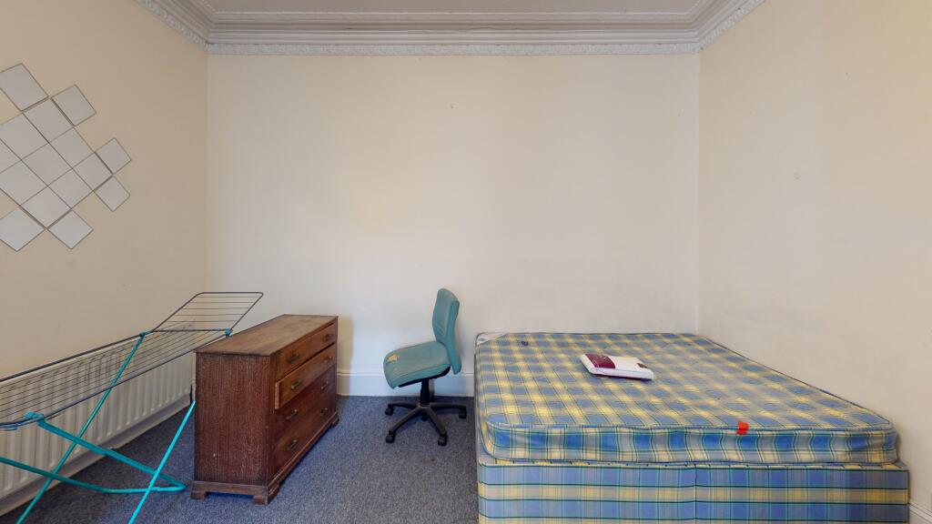 2-Elton-Road-Bedroom