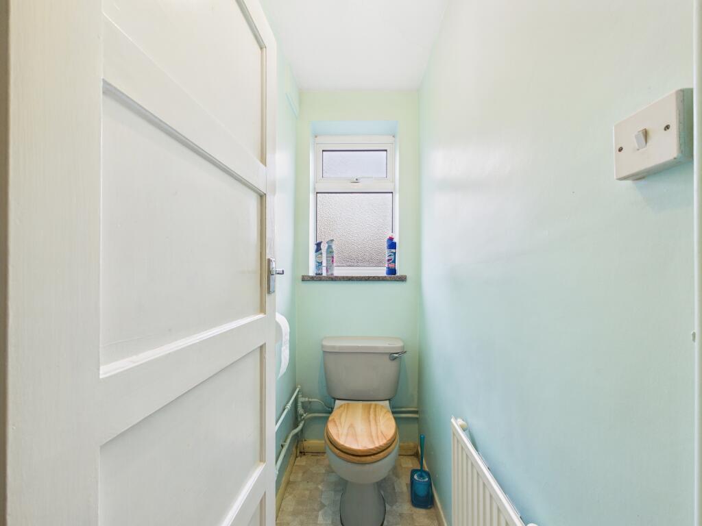 CAM01354G0-PR0480-STILL004