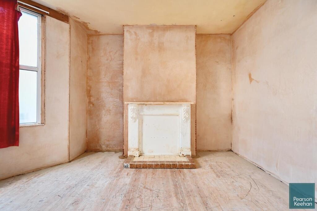 144 Springfield Road, bn1 (31).jpg