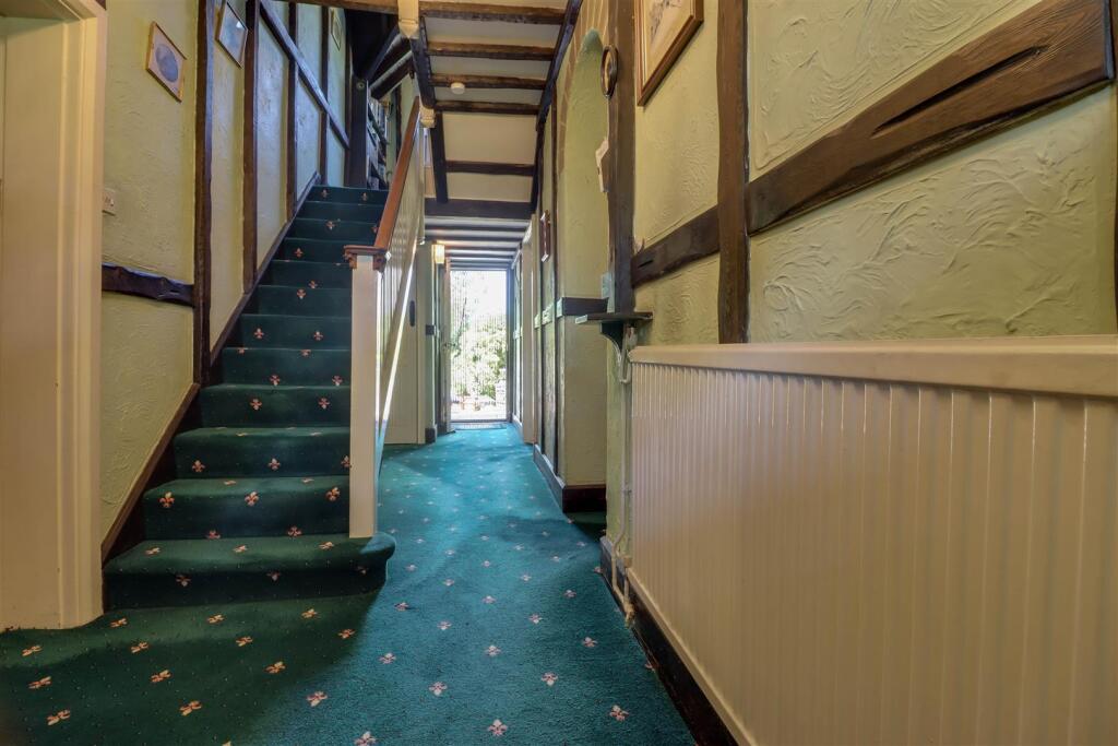 87 SOUTHEND ROAD.jpg