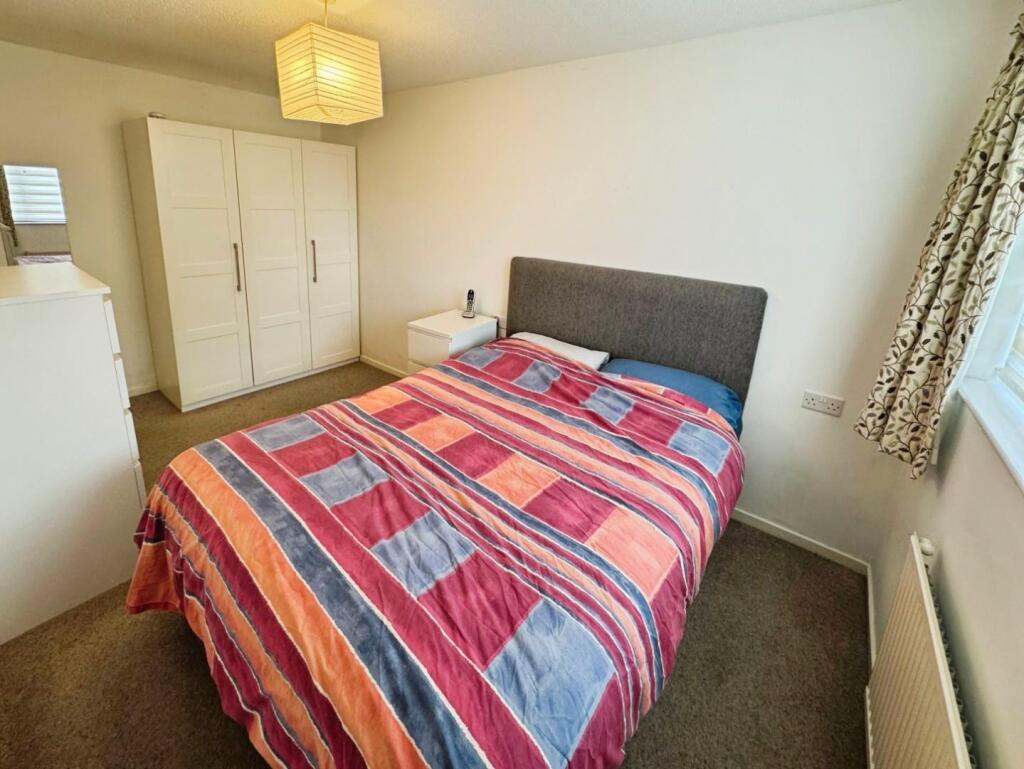 1da07ab3-Bedroom 201.jpg