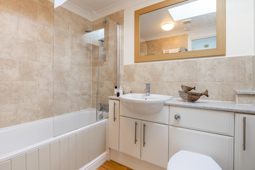 A21 - 3 Hensford ...