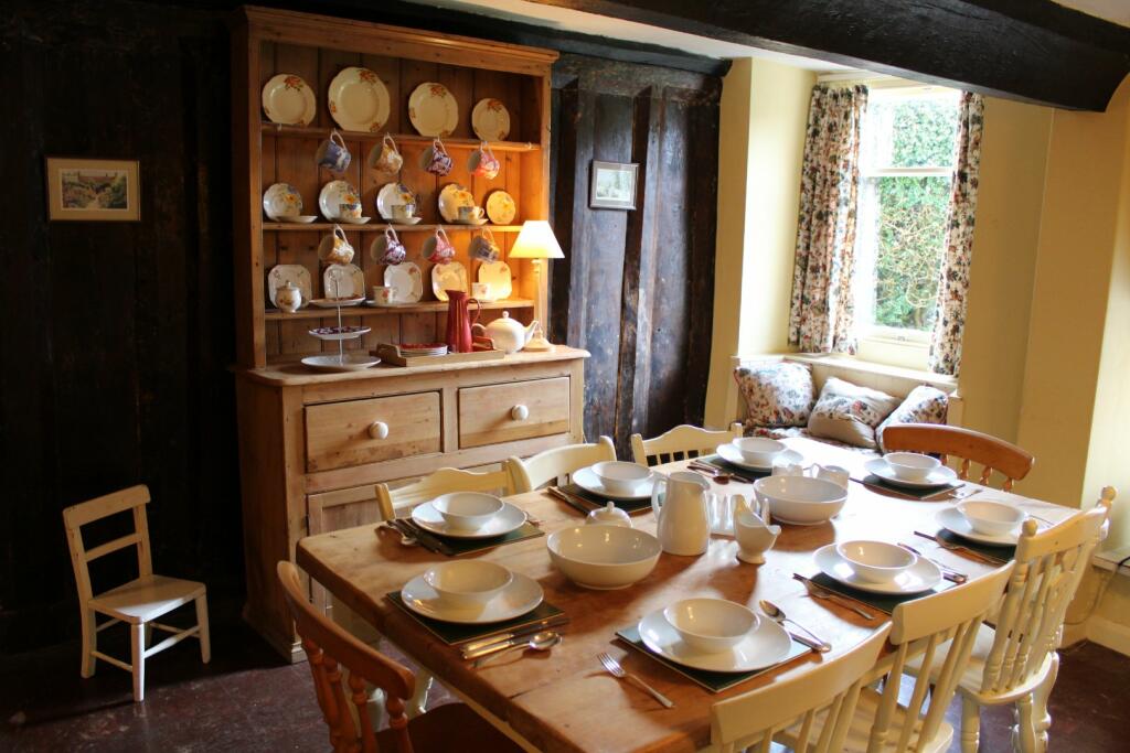 Dulverton Seddons