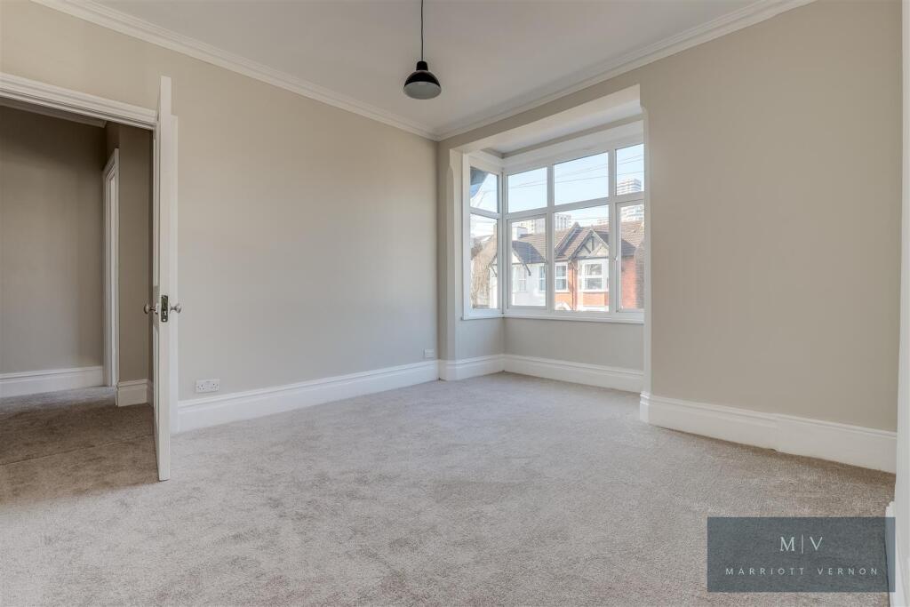 Chisholm Road 44 MV-3.jpg