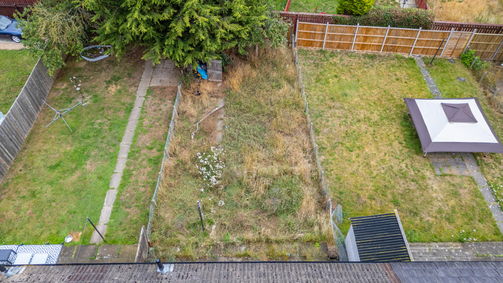 12 Louisberg Road-4 T202508281116.jpg