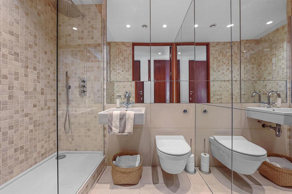 OL-LAT-Flat5LatitudeHouse-1.JPG