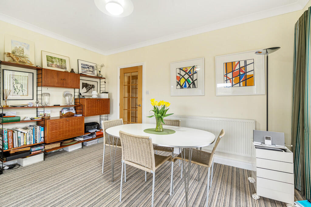 Living/Dining Roo...