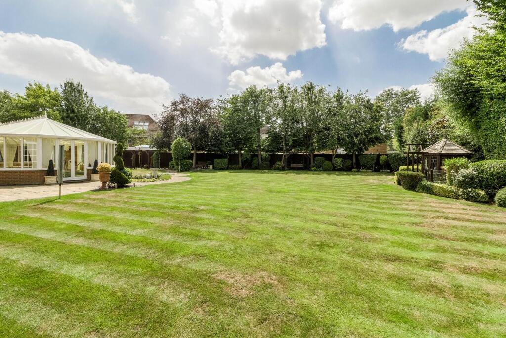 7 Belfry Lane 053.jpg