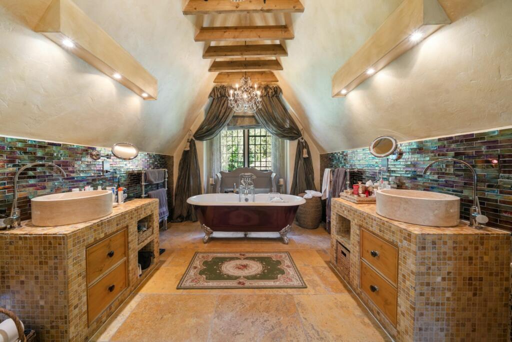 Master En-suite