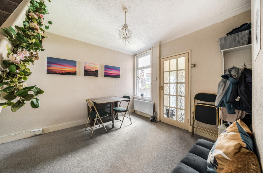 1288568-16-682728...