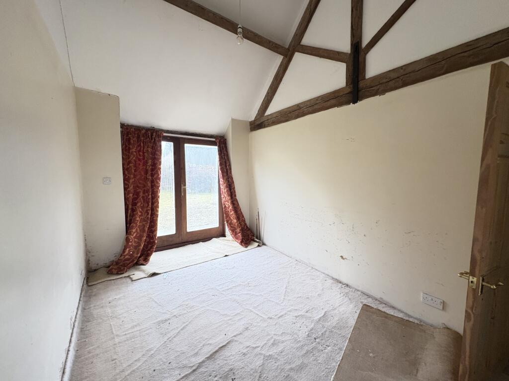 Photo 04-12-2024, 11 54 50