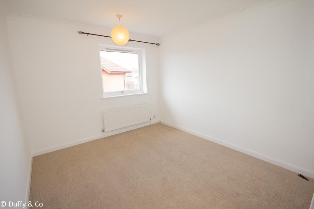 33 Chailey Court-5.jpg