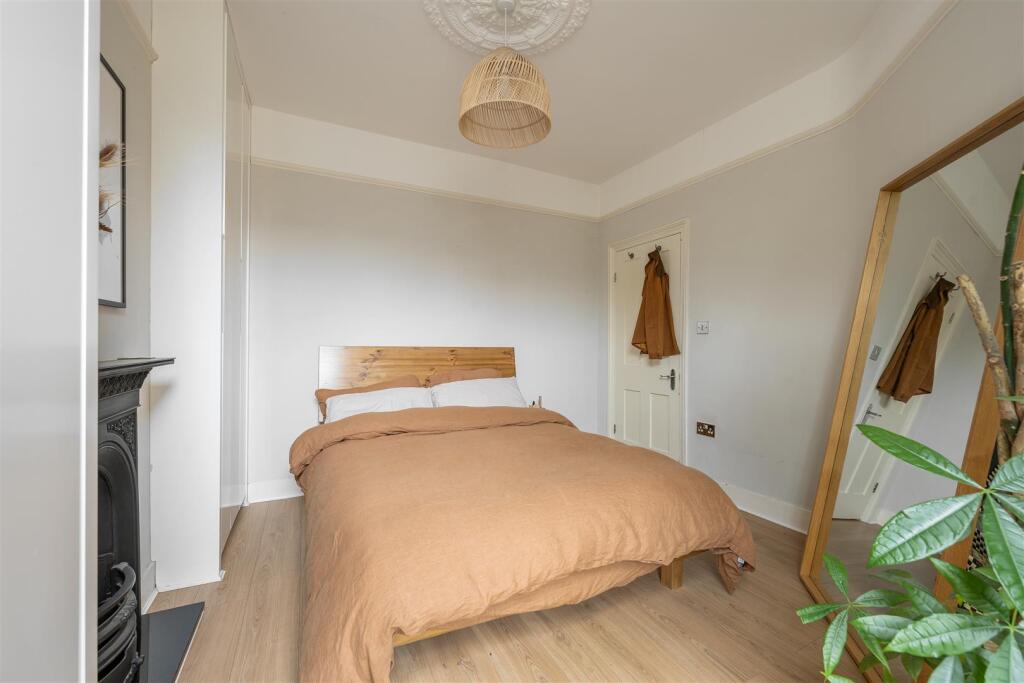 Francis Road E10