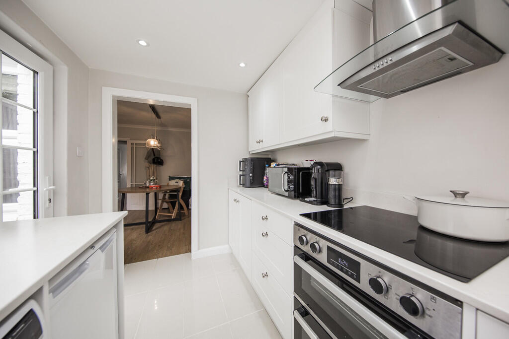 Kitchen 1