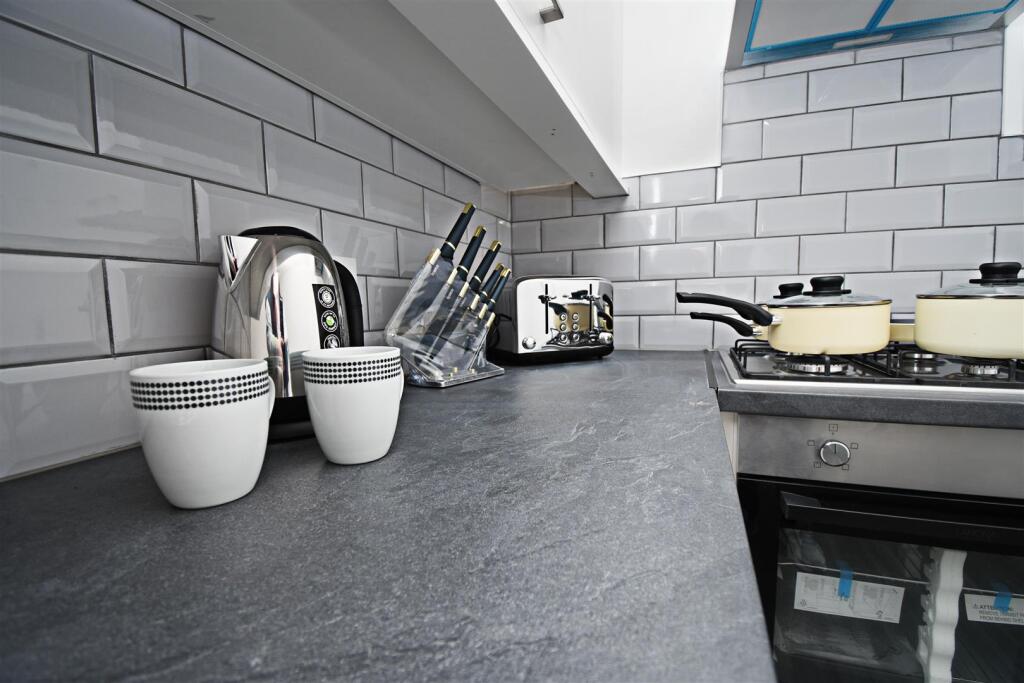 1 - 38 Queensberry.jpg