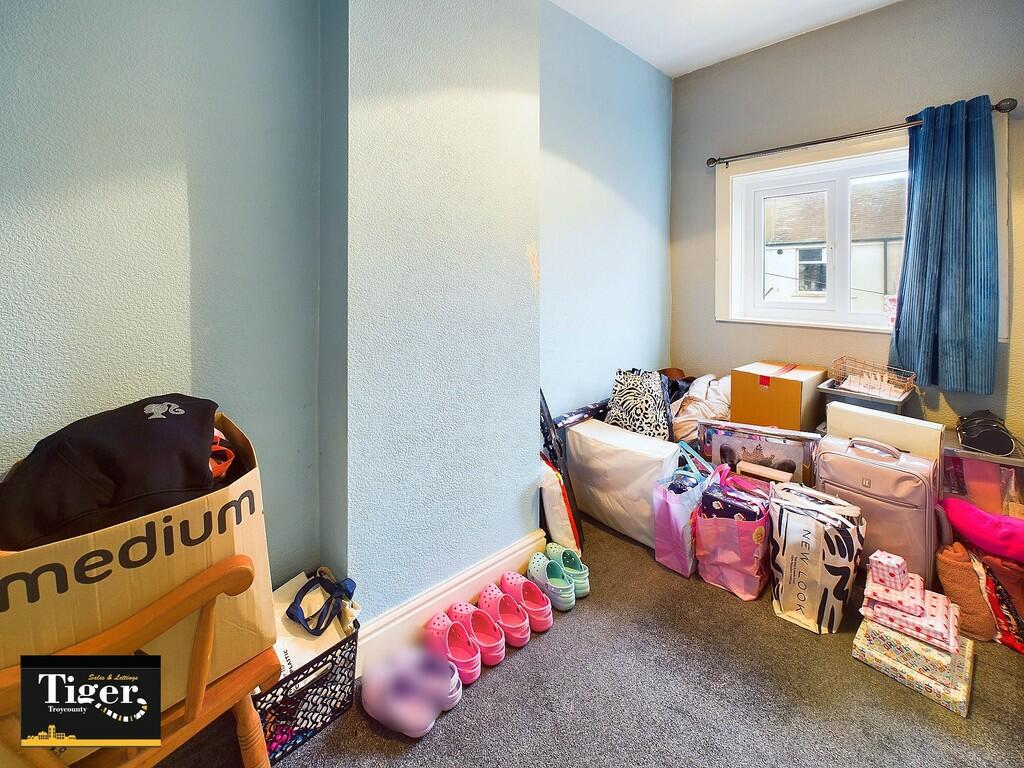 CAM02176G0-PR0397...