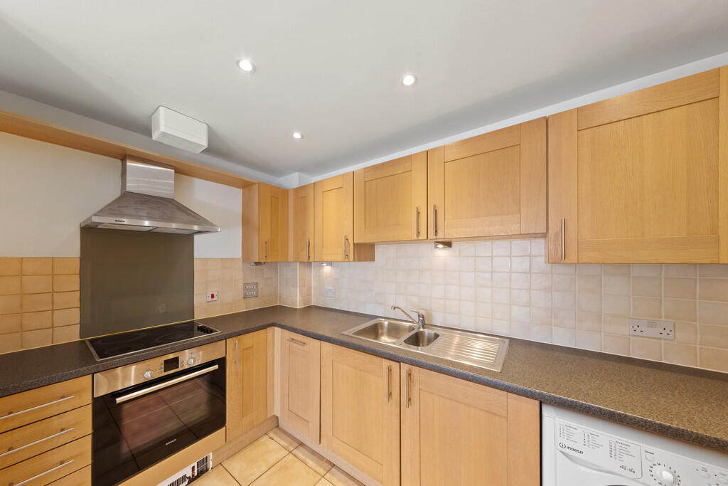 09-5ed7PFSCL _ 9 ...