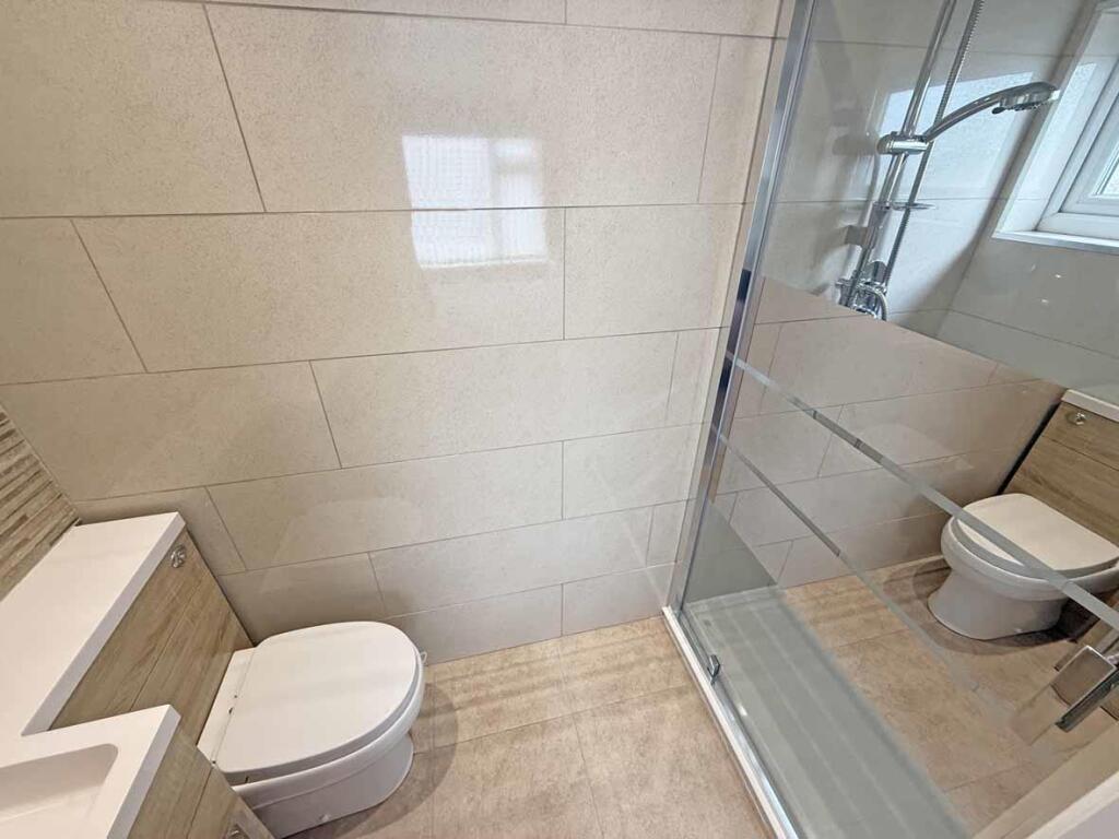 South View Park 6 En-Suite...jpg