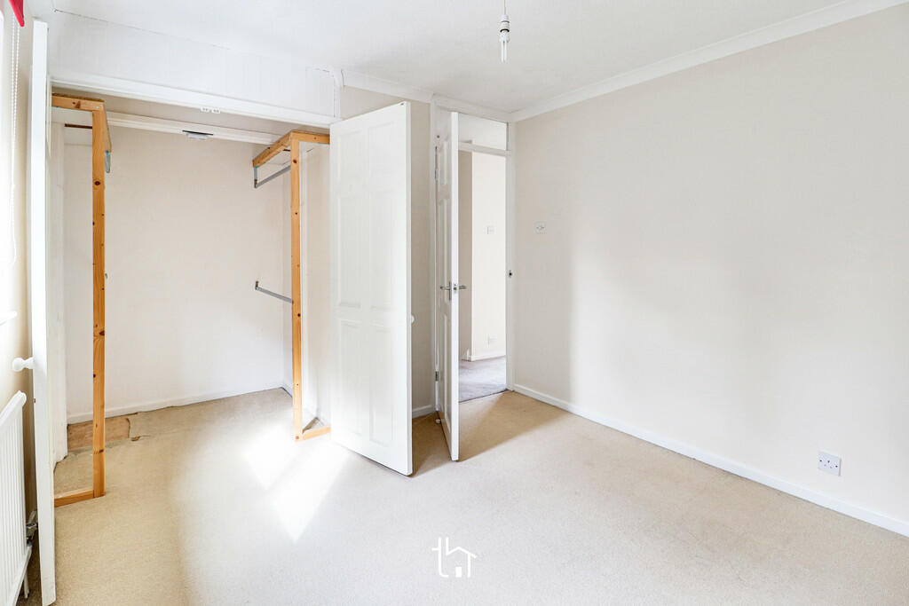 Bedroom with walk...