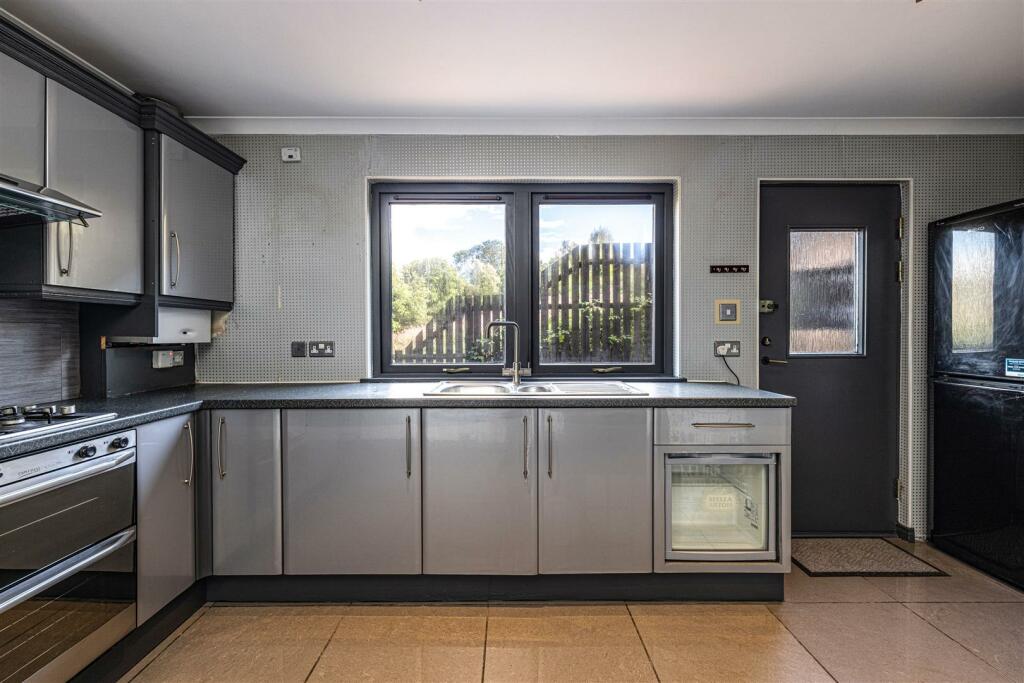 3 Woodside Drive Galashiels 16.JPG