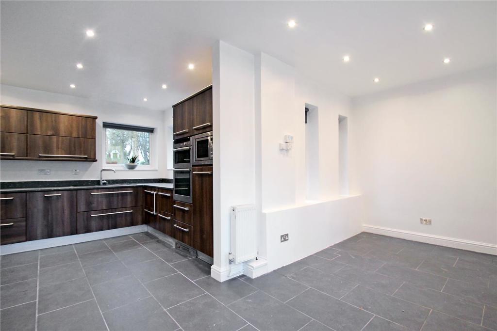 Dining Kitchen 4