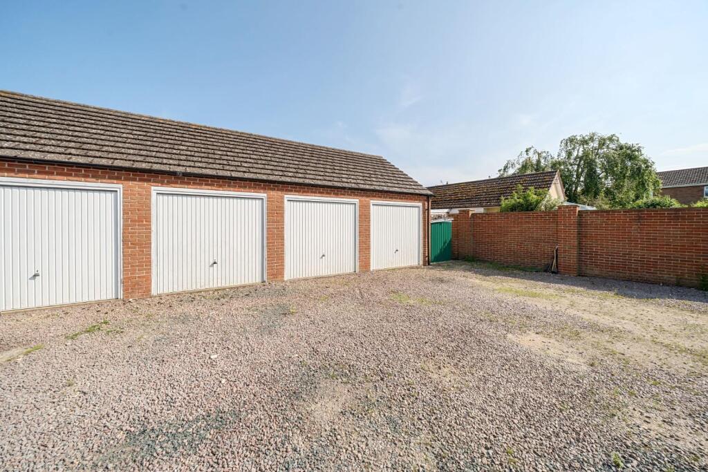 GARAGE &amp; PARKING.jpg