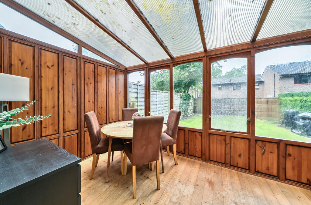 1304436-8-683f172...