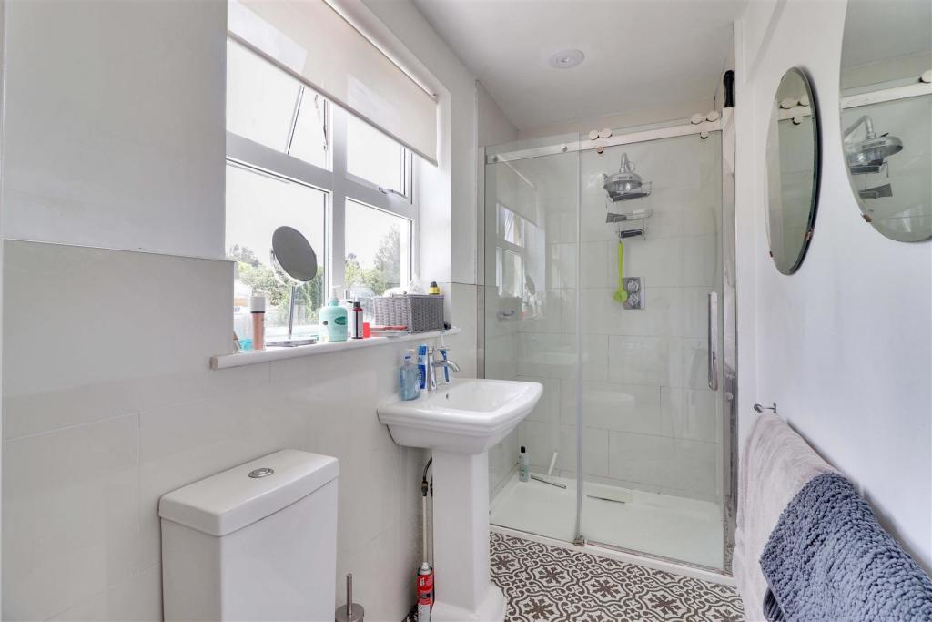 En Suite.jpg