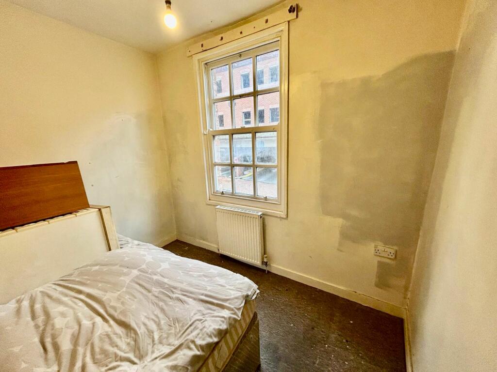 PHOTO-2024-12-04-18-19-58 T202412051447.jpg