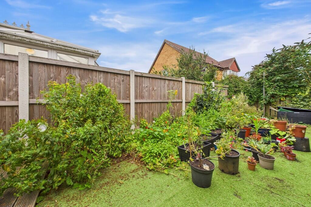 CAM01085G0-PR0612...