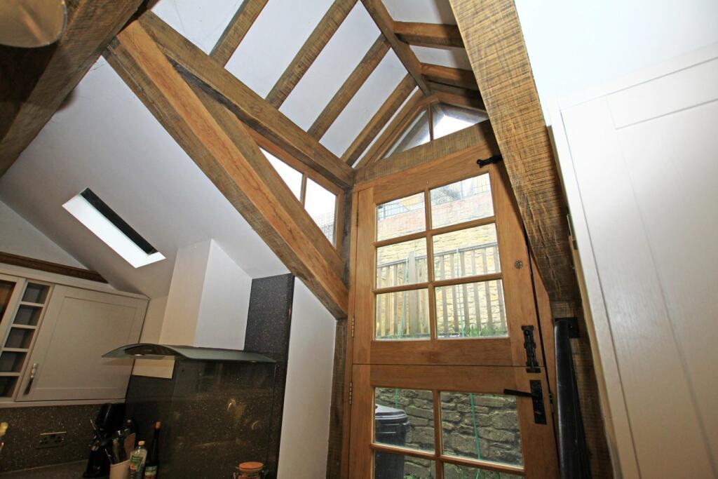 Vaulted ceiling in Kitchen
