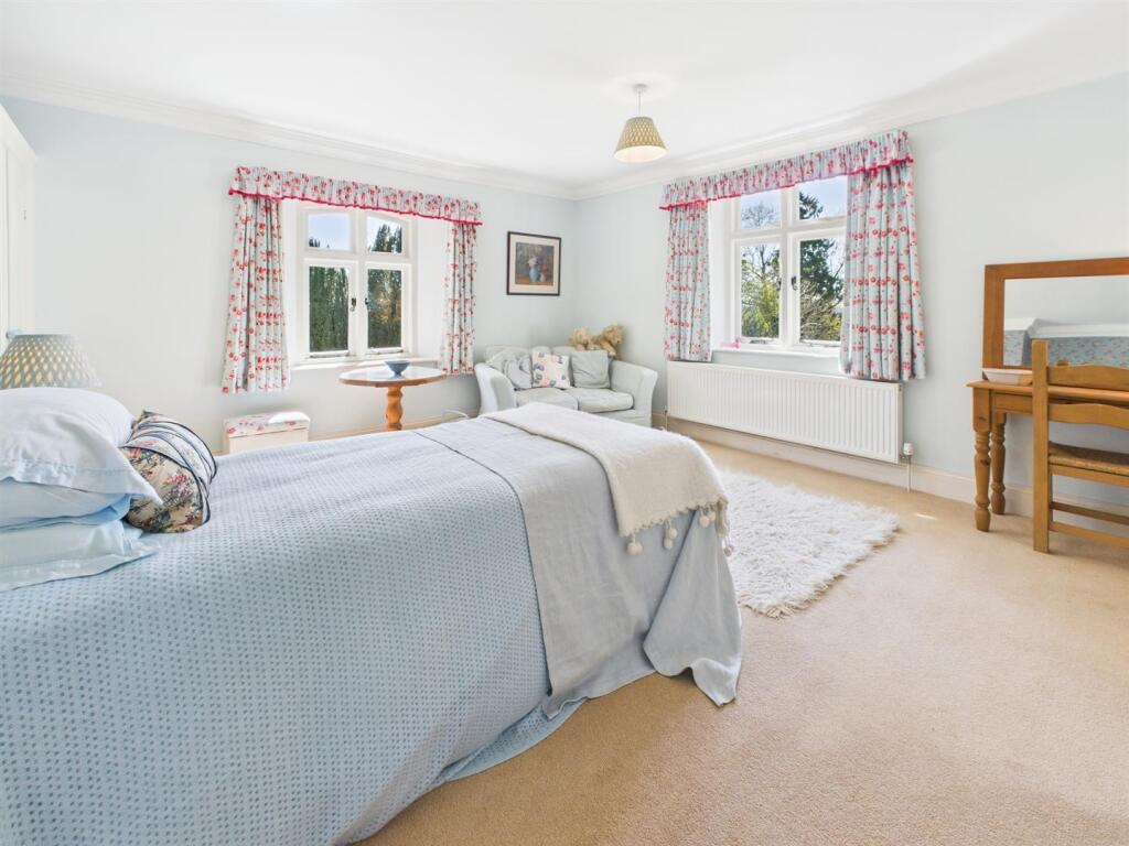 BEDROOM 3