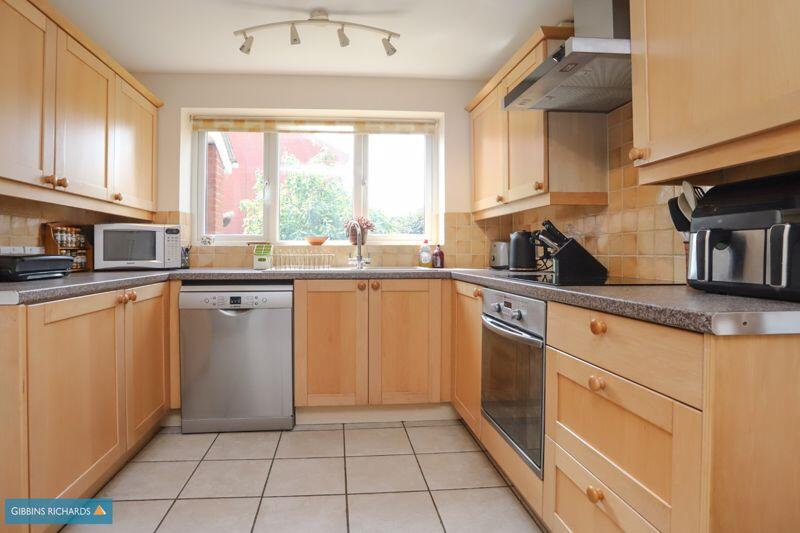 Kitchen / Breakfast Room