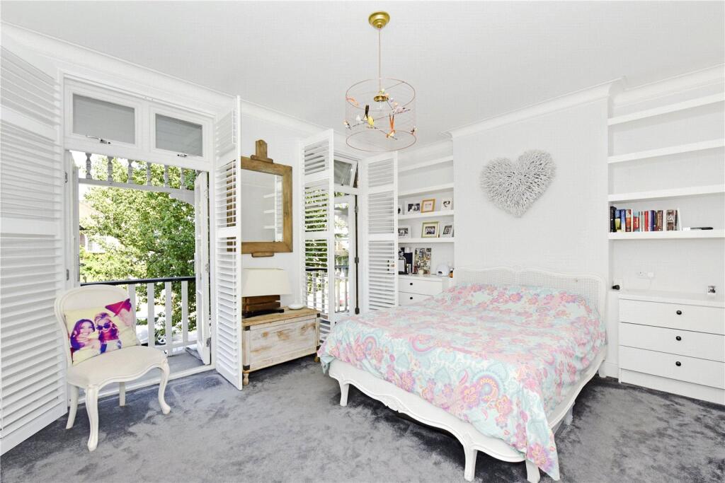 Main Bedroom