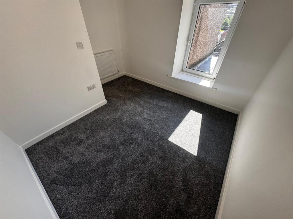 WhatsApp Image 2024-08-12 at 16.11.21-2.jpeg