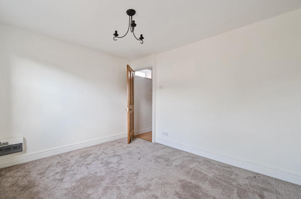 1365466-31-6900e8...