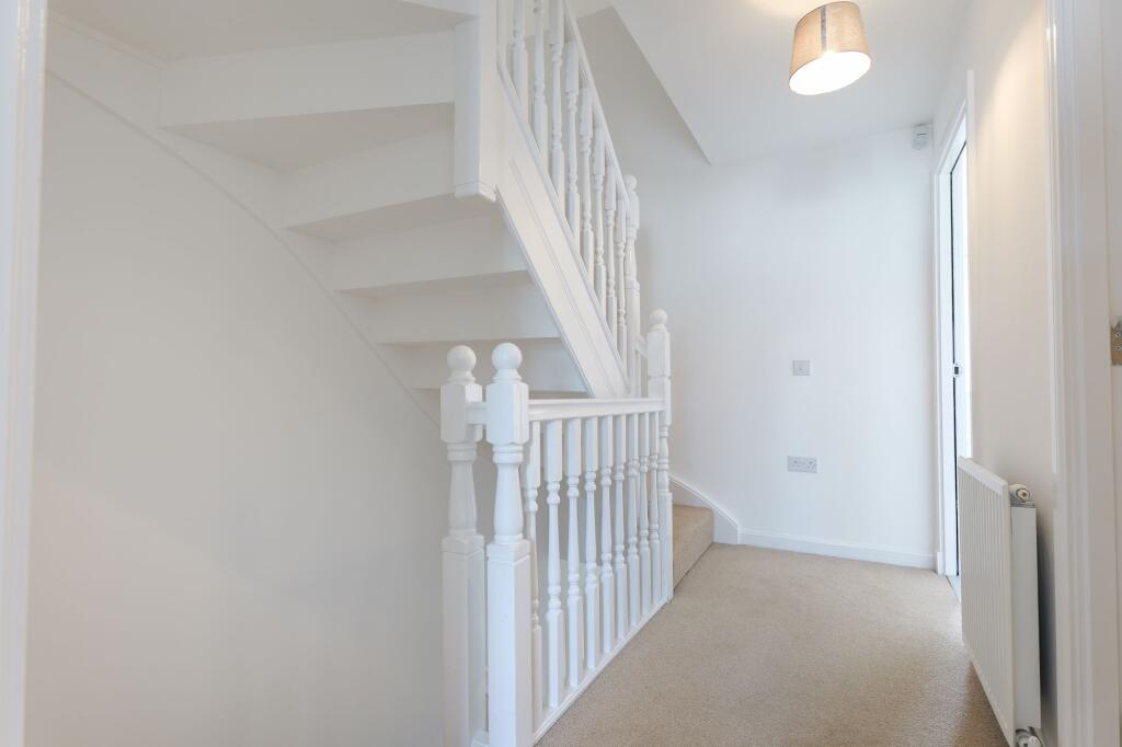 !st Floor Landing