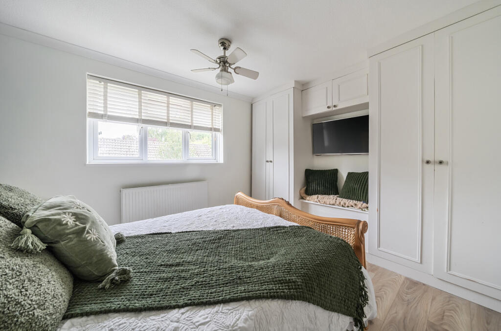 1328709-17-6889fd...