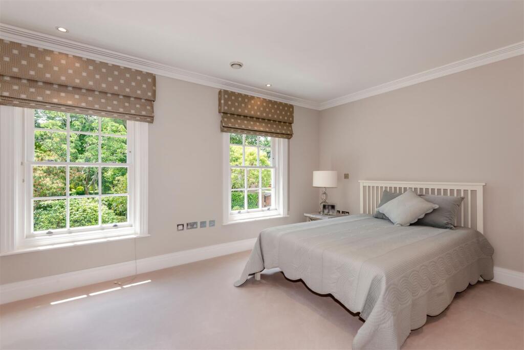 8652436-interior51.jpg