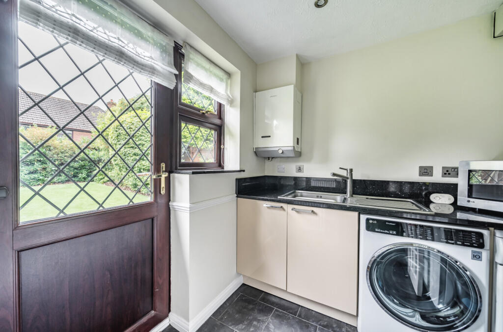 1341060-9-68a6f86...