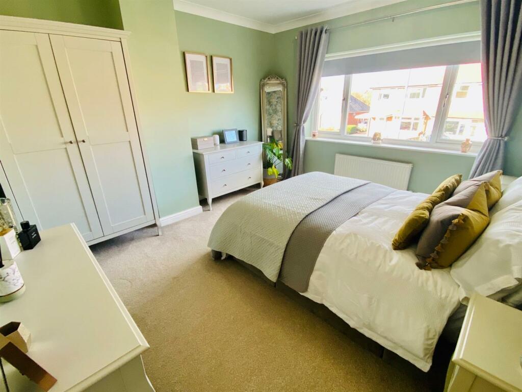crossley lane 44 bed 1.jpg