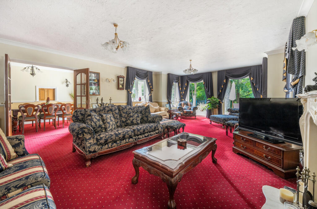 1328533-7-68812f5...