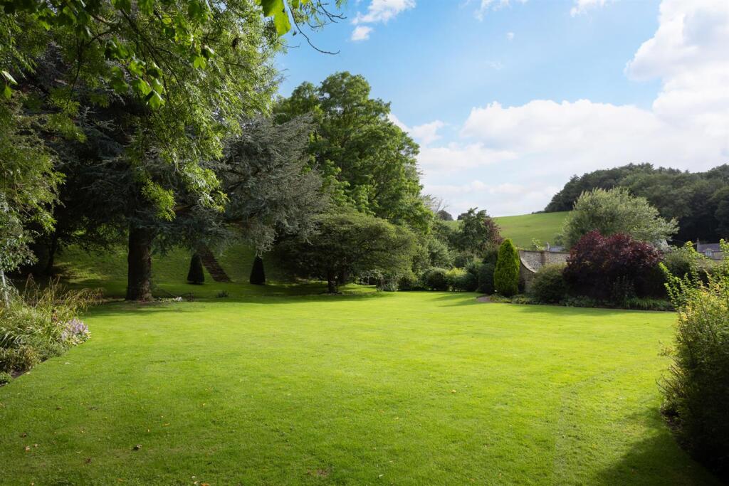 Gardens, grounds, views beyond