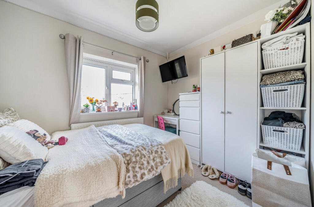 1348839-22-68d2d4...