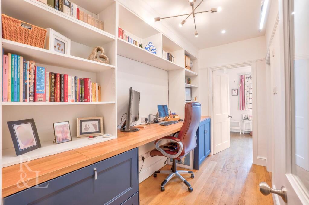 89 Burton Road (34).jpg