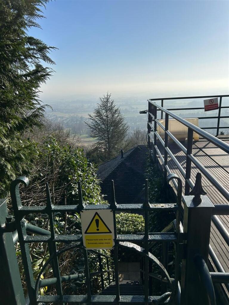 wyche rd steps 2.jpg