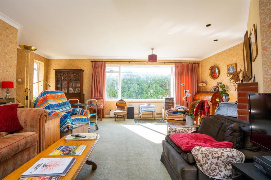 72 panorama road-16.jpg