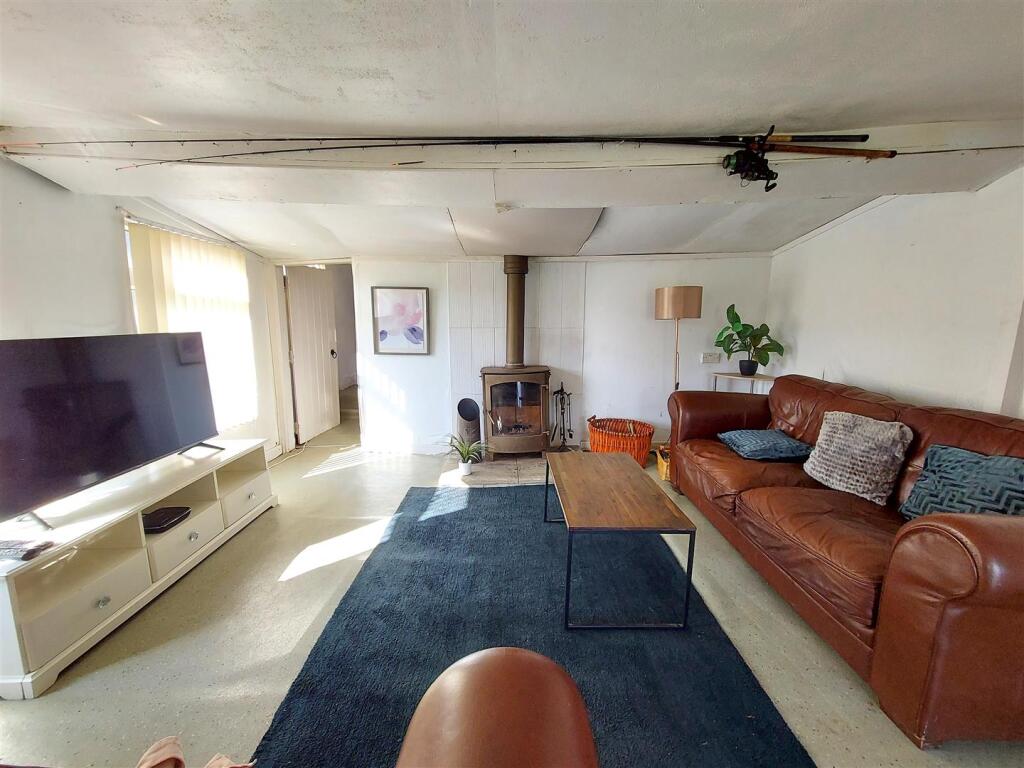Lounge Area
