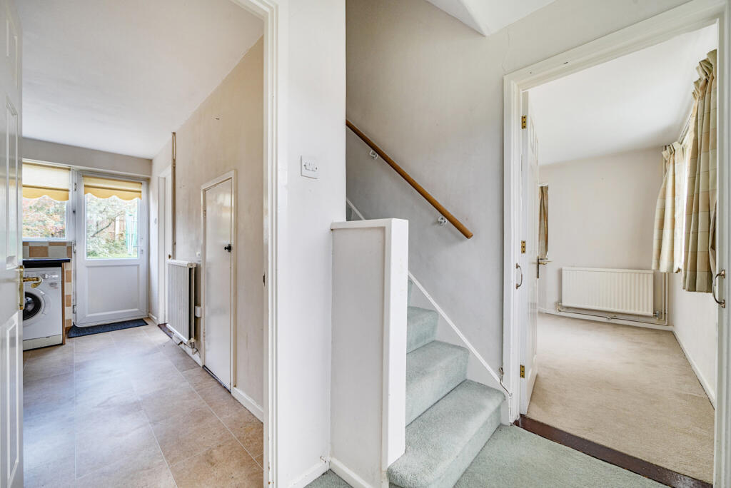 1357962-10-68d3b3...