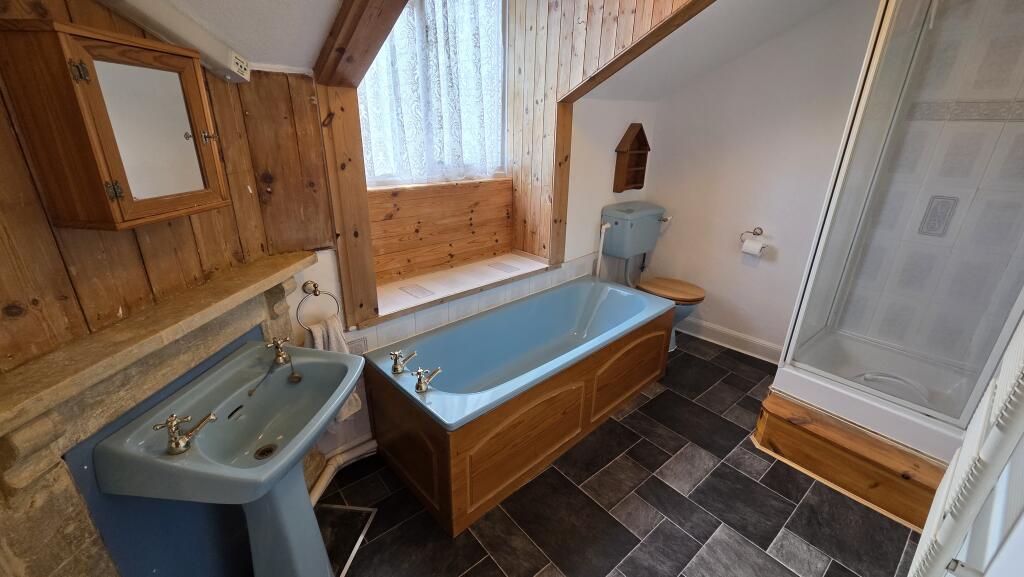Bathroom (1)